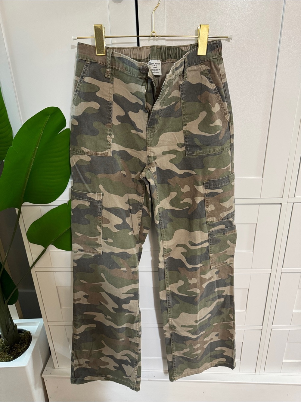 No Boundaries Women's Camo Boot Cut Cargo Pants